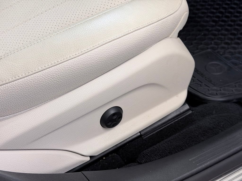 Used 2019 Mercedes-Benz E 300 image 39