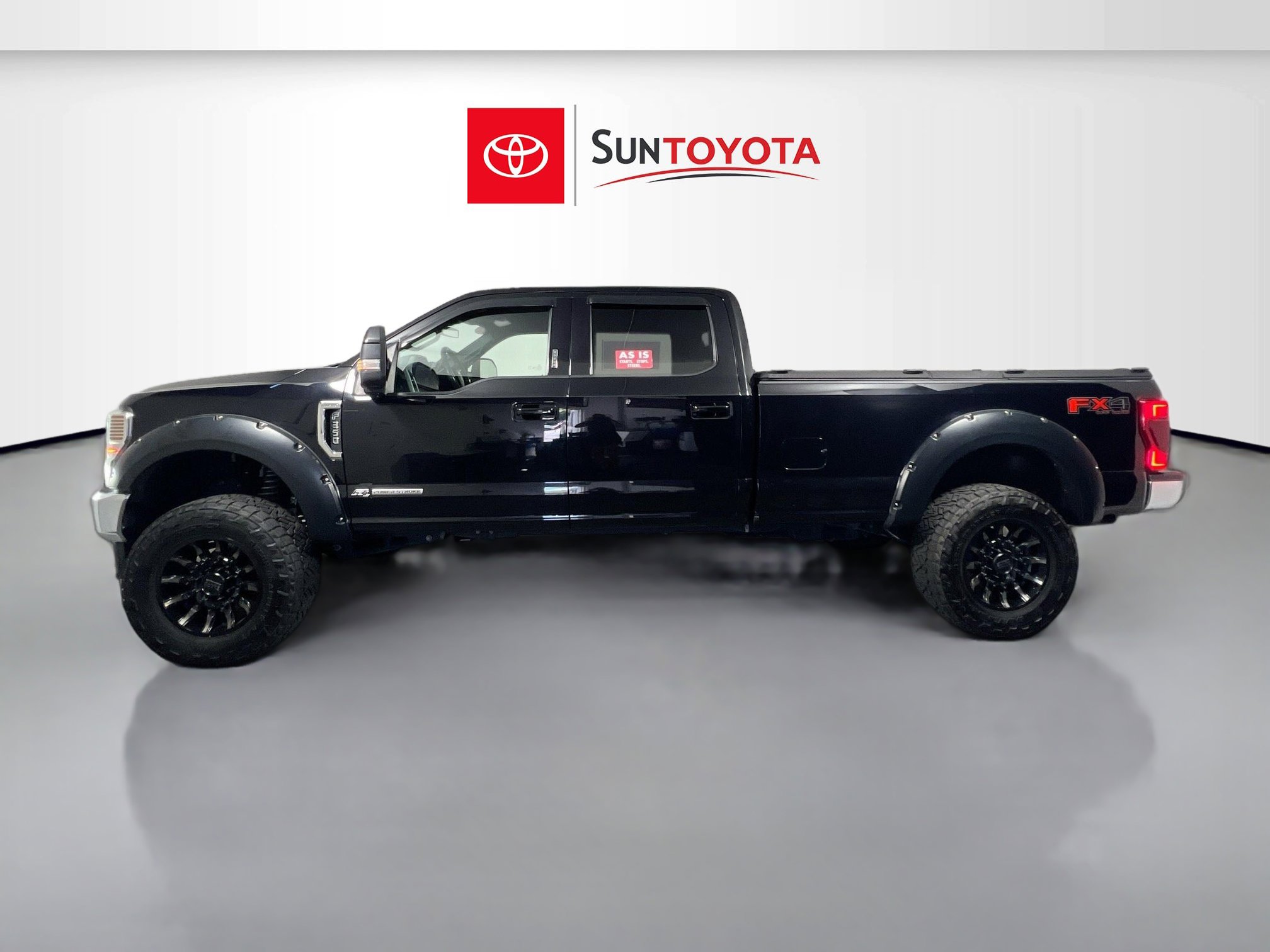 Used 2022 Ford F350 Lariat w/ Lariat Ultimate Package AWD/4WD image 7
