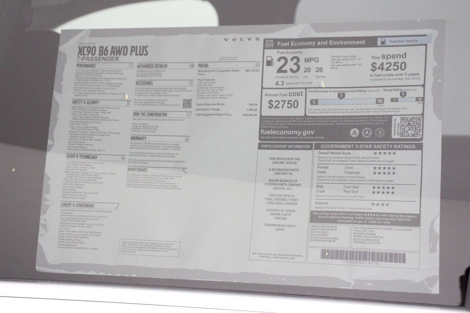 New 2025 Volvo XC90 B6 Plus image 18