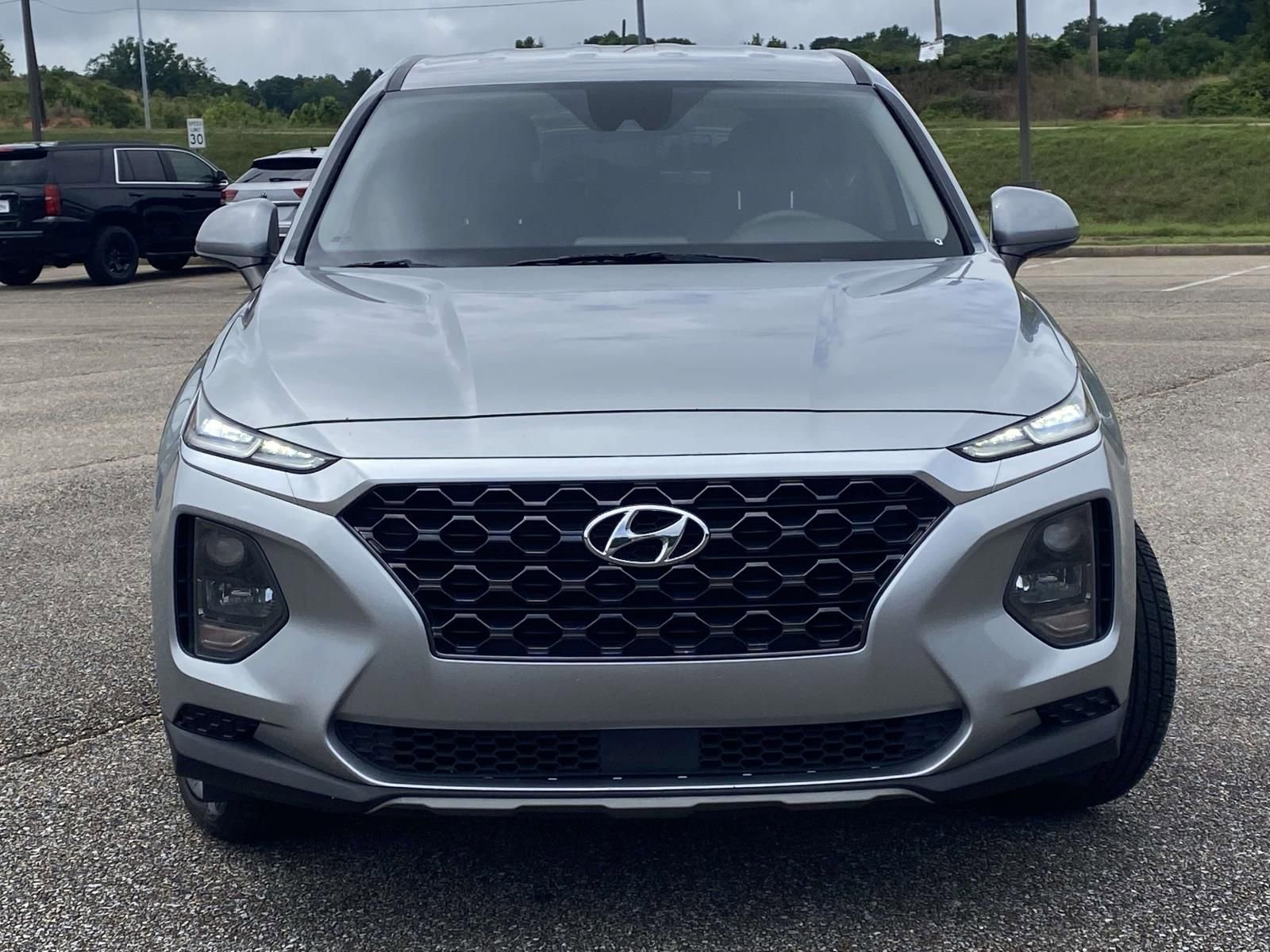 Used 2020 Hyundai Santa Fe SE AWD/4WD image 2