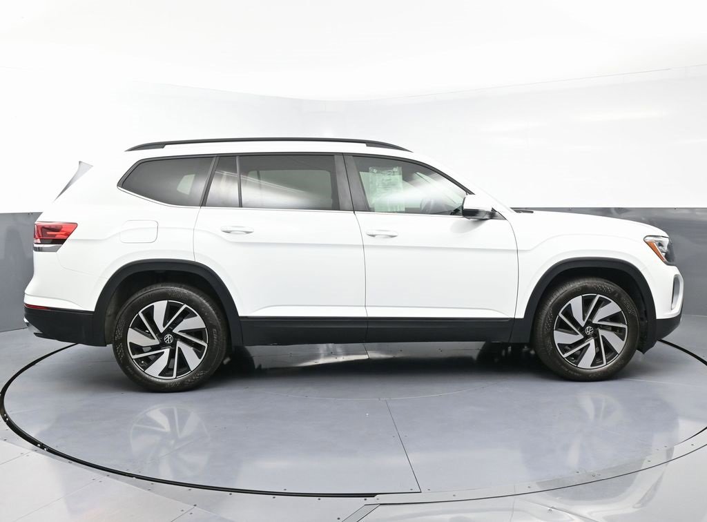 Used 2024 Volkswagen Atlas SE image 8