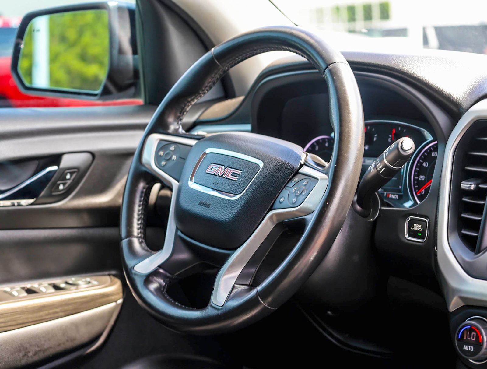 Used 2019 GMC Acadia SLT w/ Black Edition FWD image 11