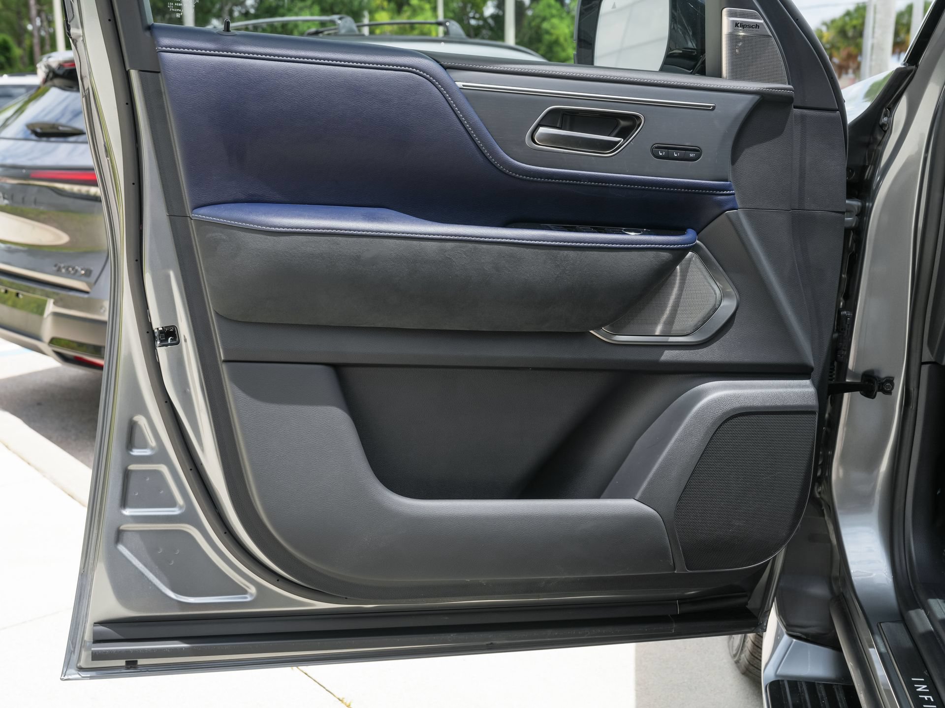 Certified 2026 INFINITI QX80 4WD image 30