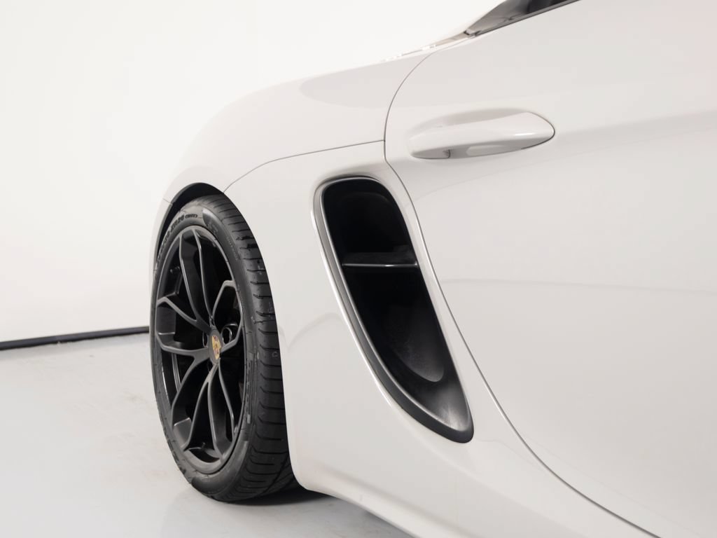 Certified 2021 Porsche 718 Boxster Spyder RWD image 40