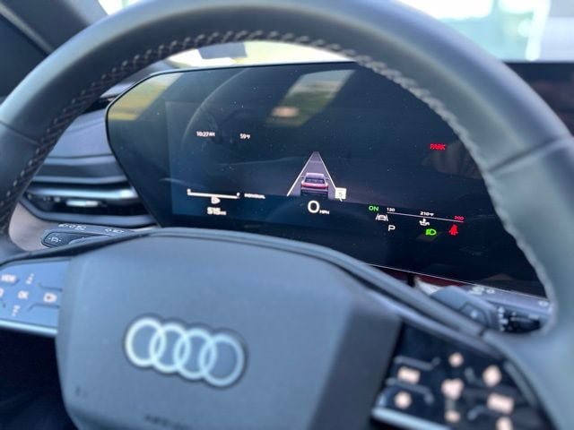 Used 2025 Audi Q5 Premium w/ 19" Wheel Package AWD/4WD image 14