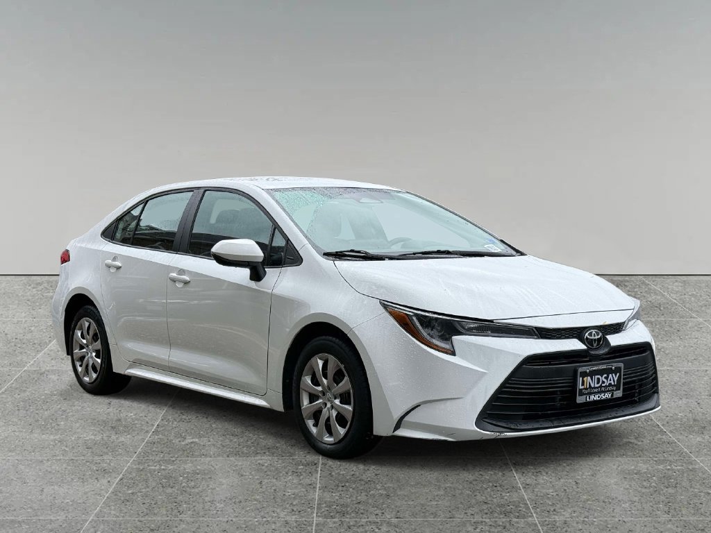 Used 2024 Toyota Corolla LE FWD image 9