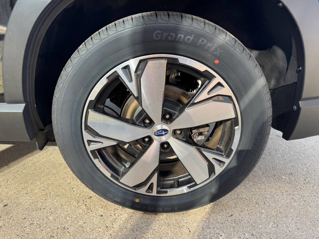 Used 2020 Subaru Forester Touring image 29