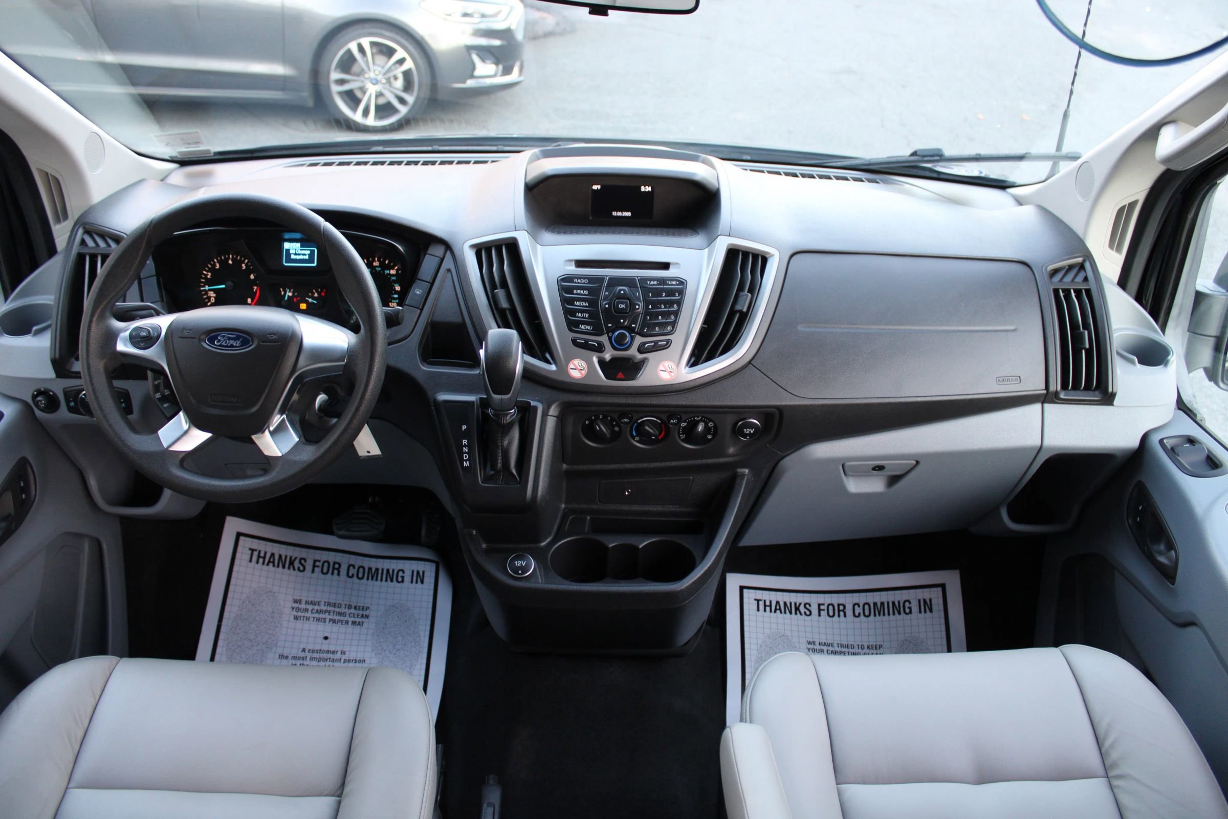 Used 2019 Ford Transit 350 XLT image 11