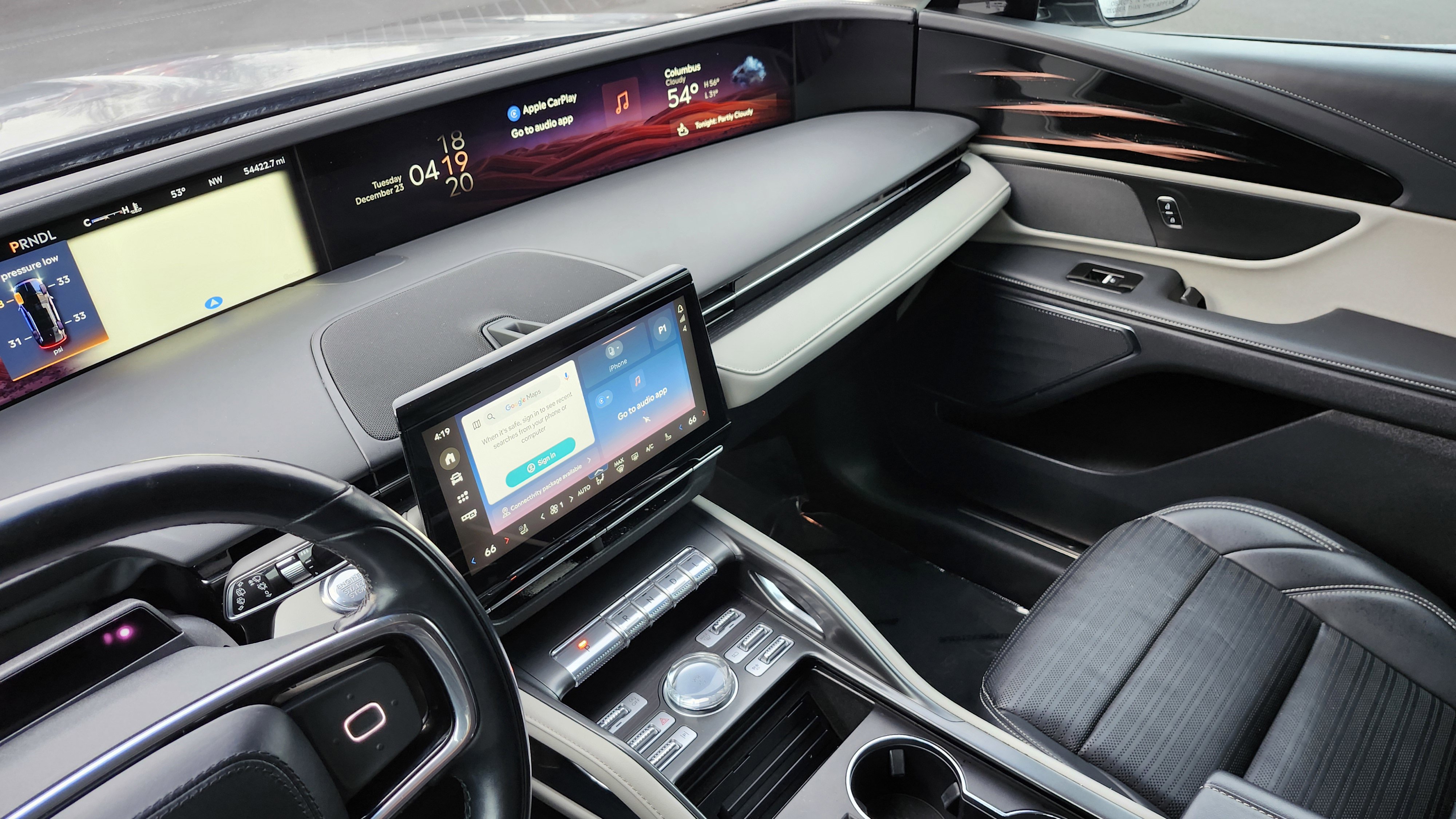 Used 2024 Lincoln Nautilus Reserve image 32