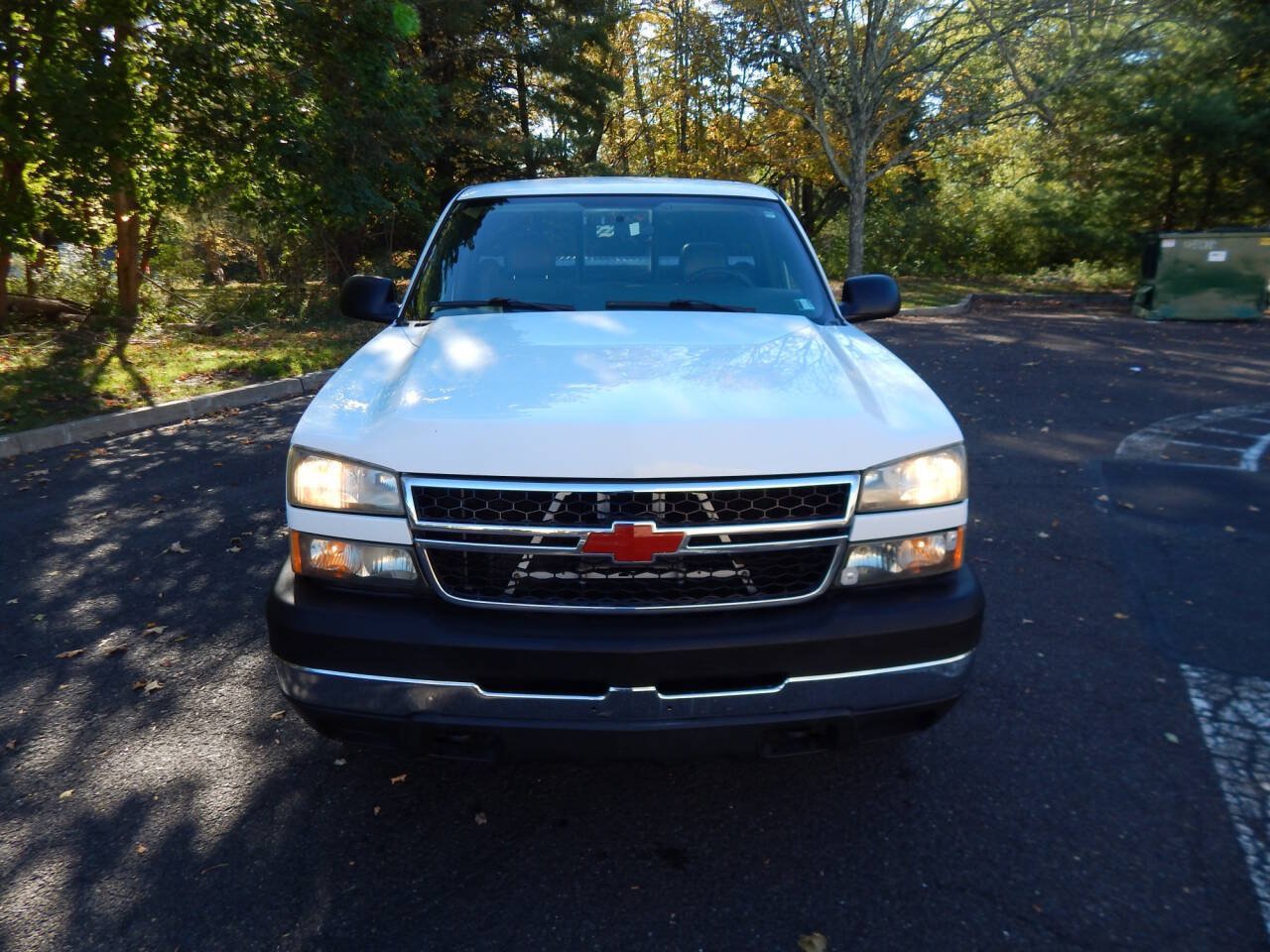 Used 2006 Chevrolet Silverado 2500 W/T w/ Snow Plow Prep Package AWD/4WD image 9