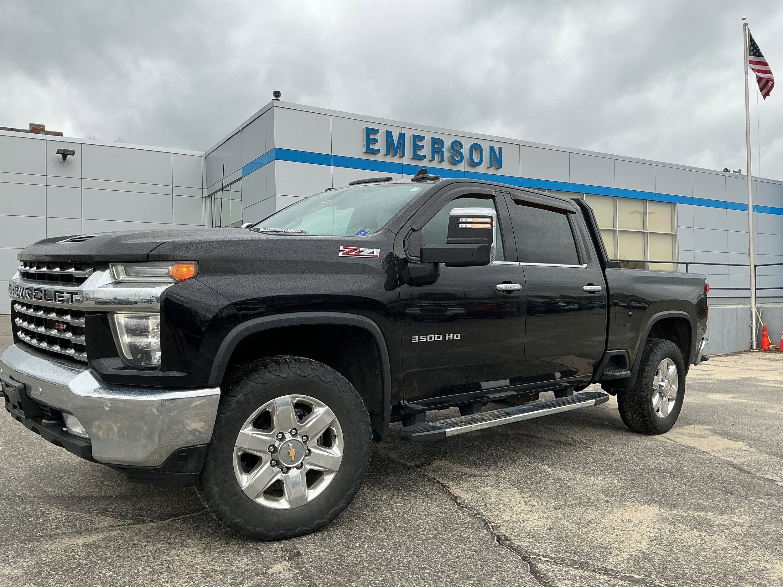 Used 2022 Chevrolet Silverado 3500 LTZ w/ LTZ Plus Package AWD/4WD image 9