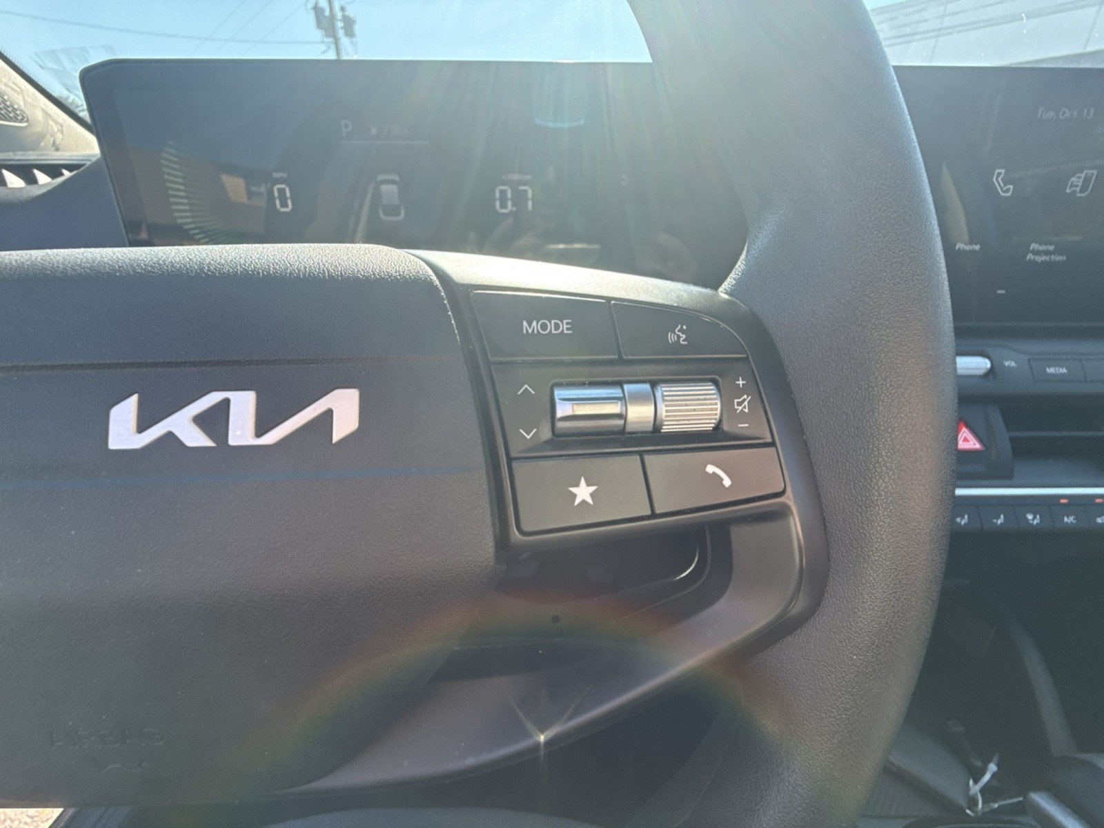 Used 2025 Kia K4 FWD image 18