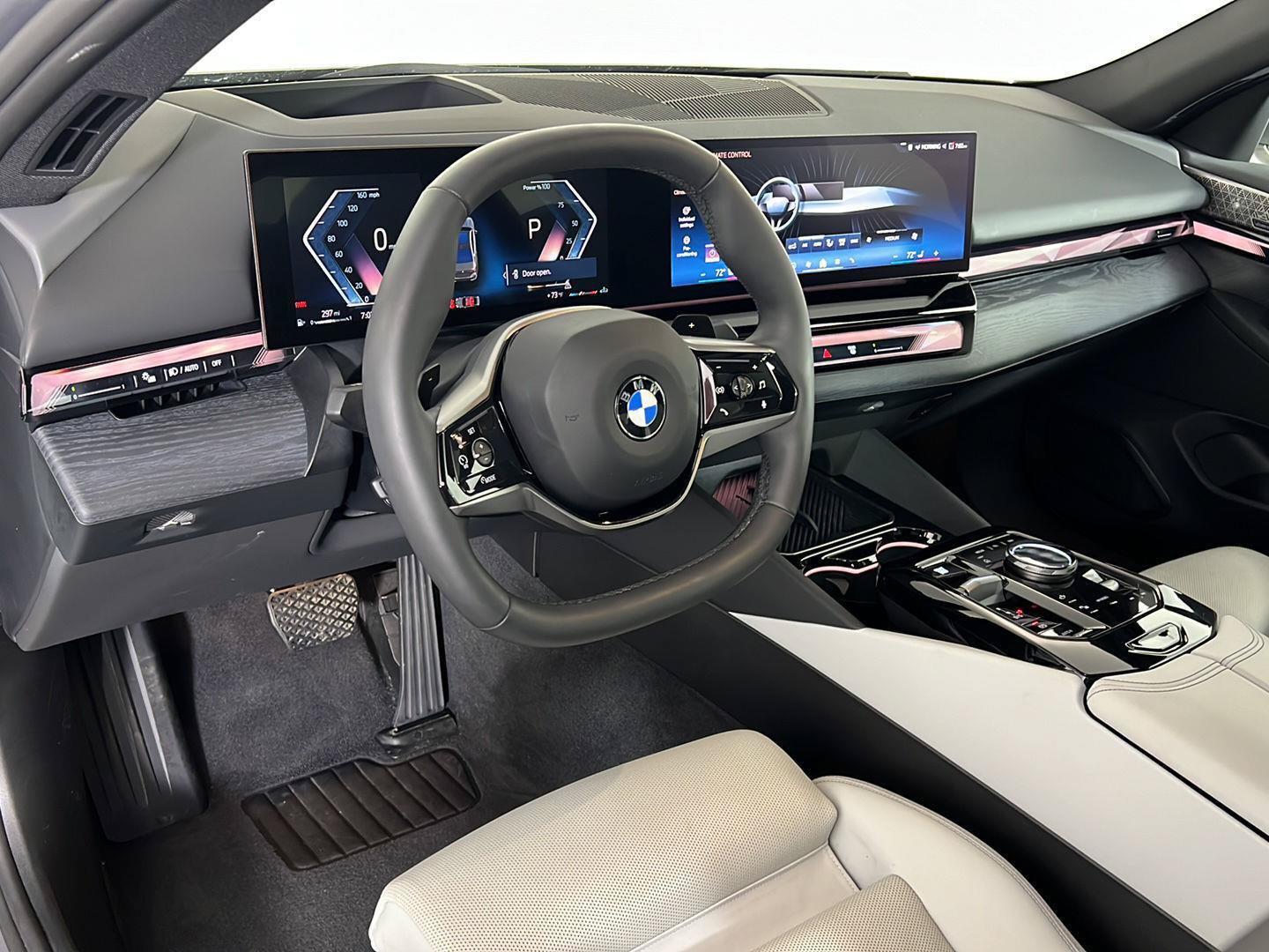 Certified 2024 BMW 540i xDrive w/ Premium Package AWD/4WD image 2