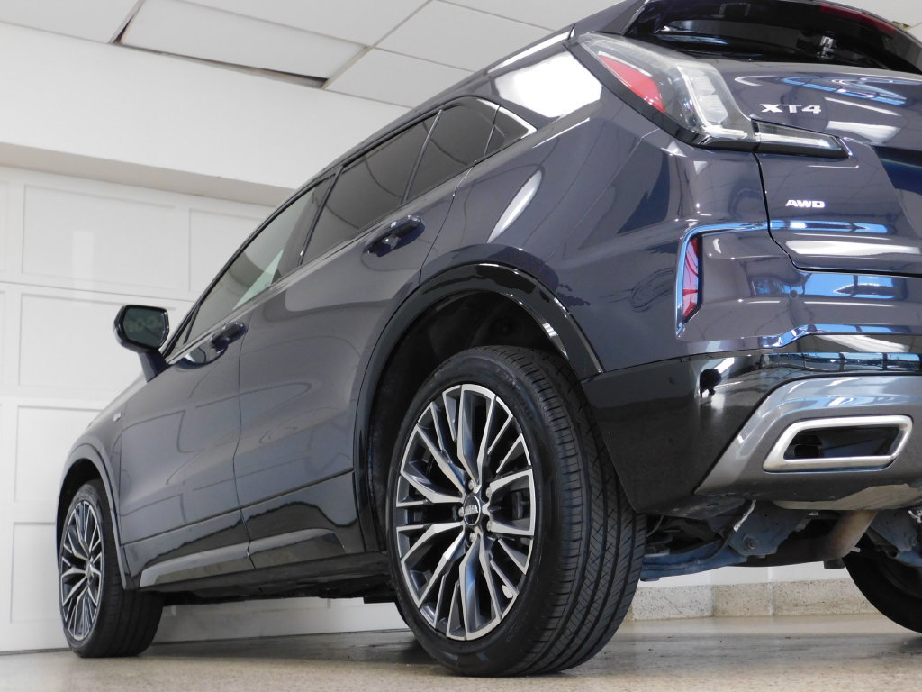 Used 2024 Cadillac XT4 Sport AWD/4WD image 47