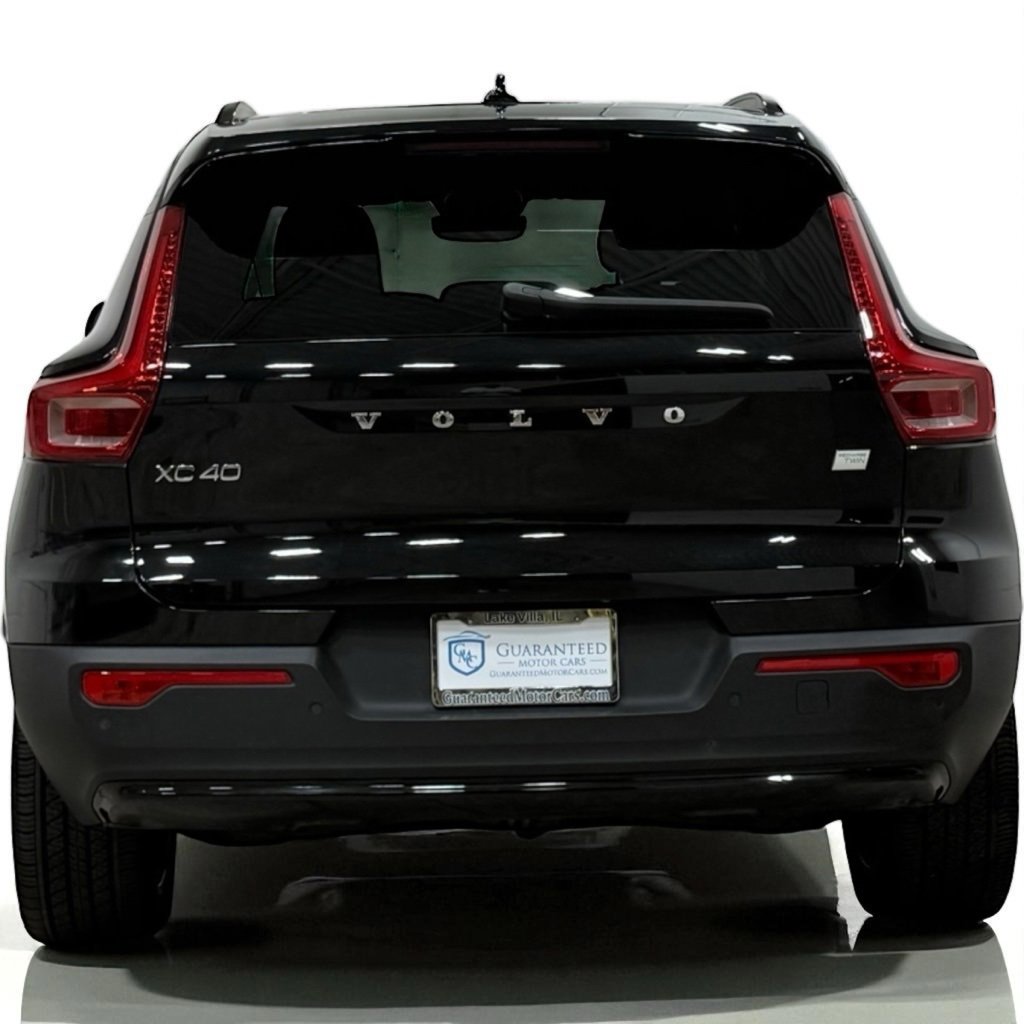 Used 2024 Volvo XC40 Recharge Core w/ Protection Package Premier image 10