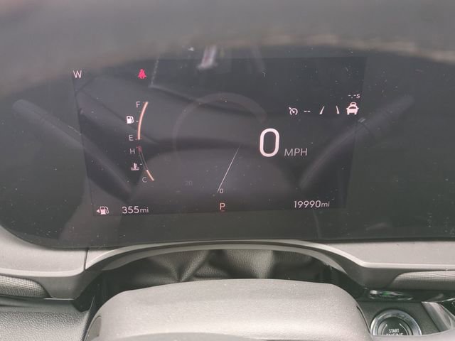 Used 2025 Buick Envista Sport Touring image 11