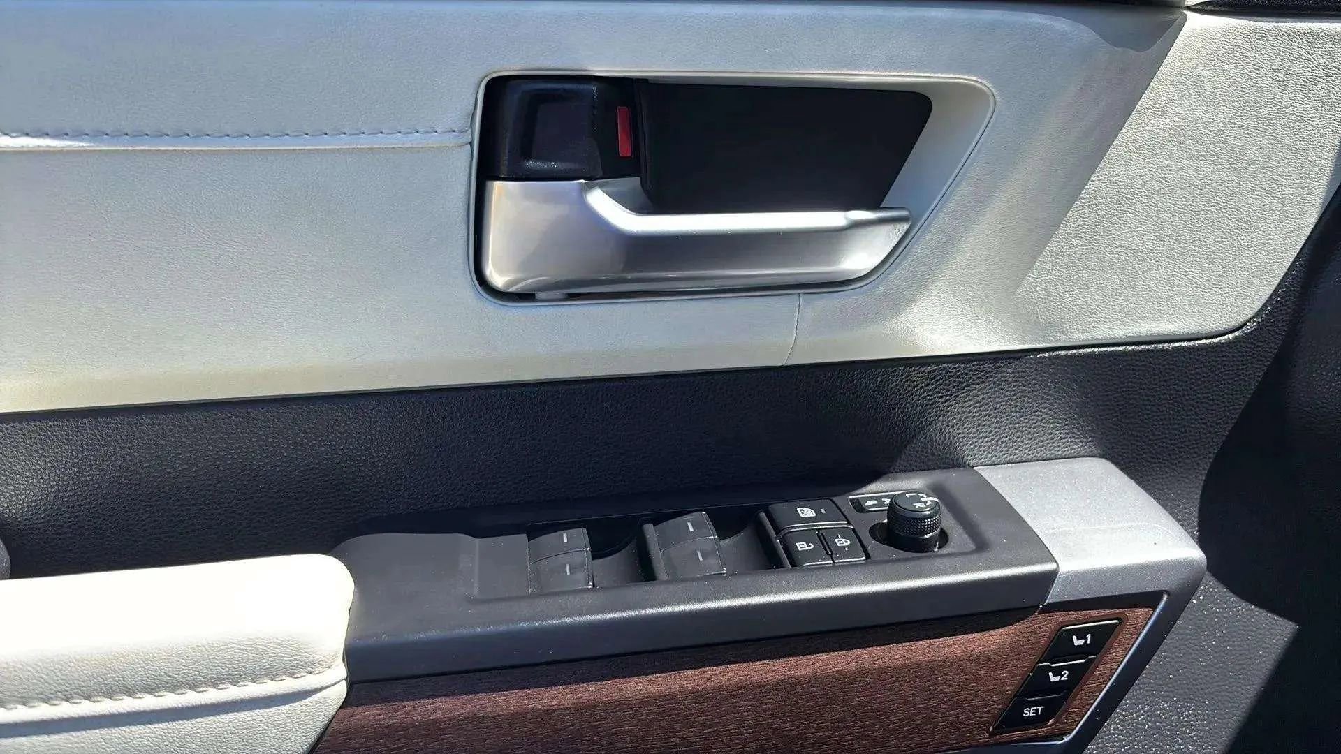 Used 2022 Toyota Tundra Capstone image 12