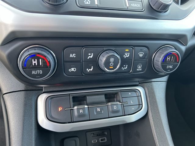 Used 2023 GMC Acadia SLE w/ Driver Convenience Package image 21