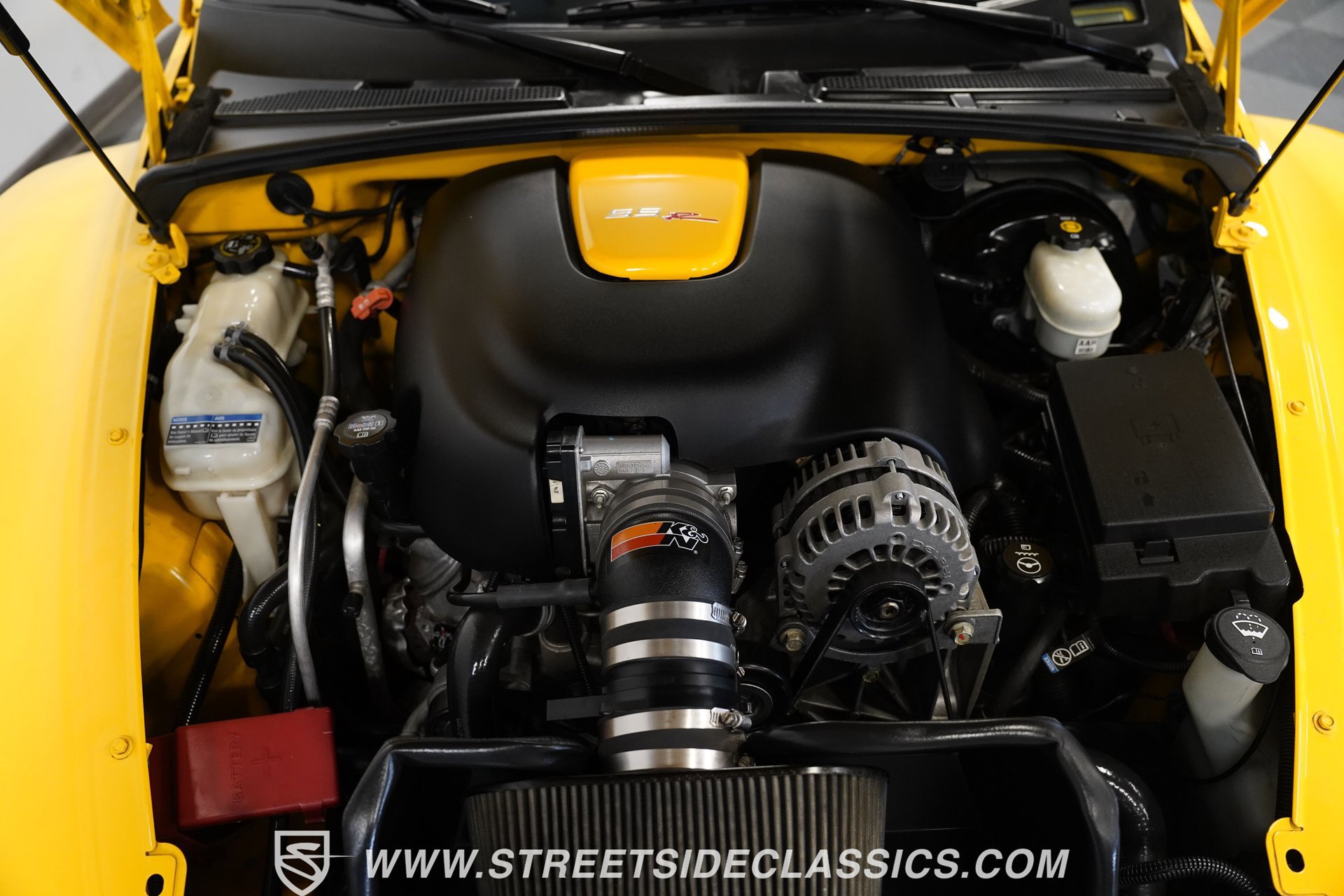 Used 2005 Chevrolet SSR w/ Preferred Equipment Group image 37