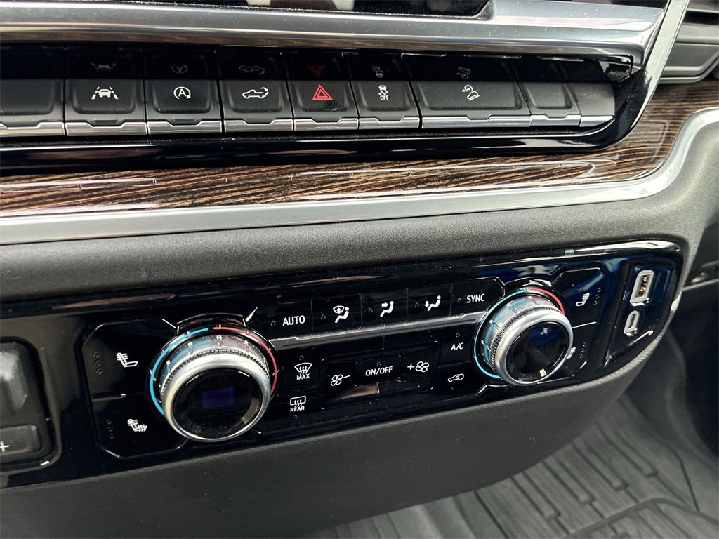 Used 2024 GMC Sierra 1500 SLE image 17