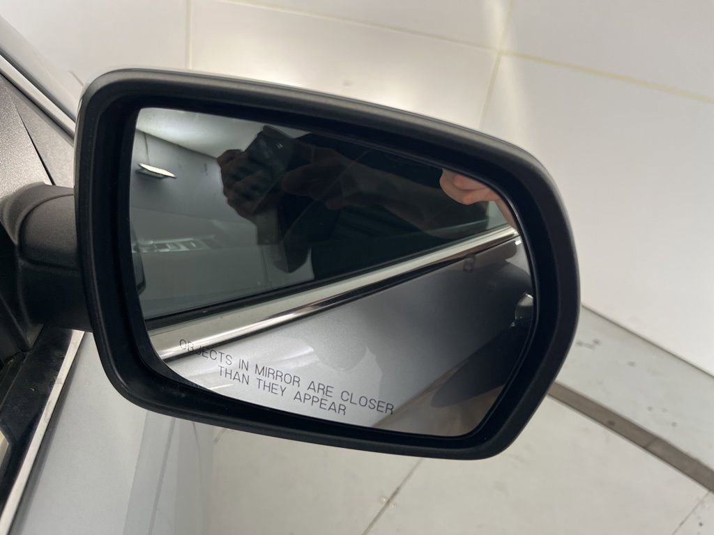 Used 2024 Ford Edge SEL image 50