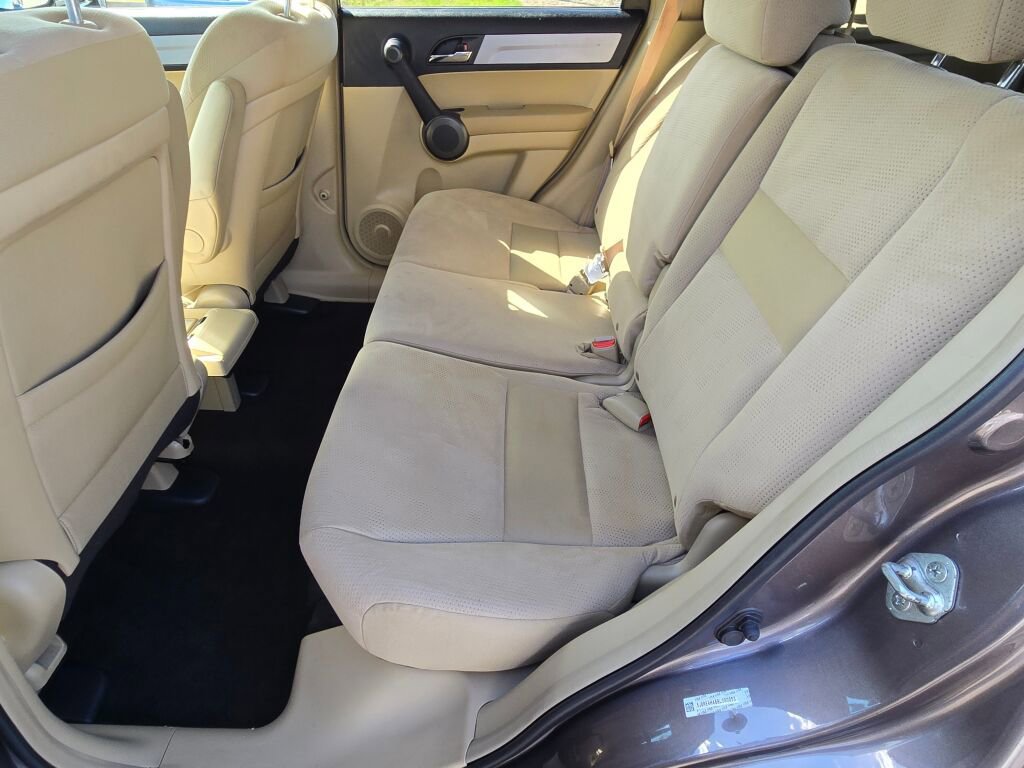 Used 2011 Honda CR-V SE image 18