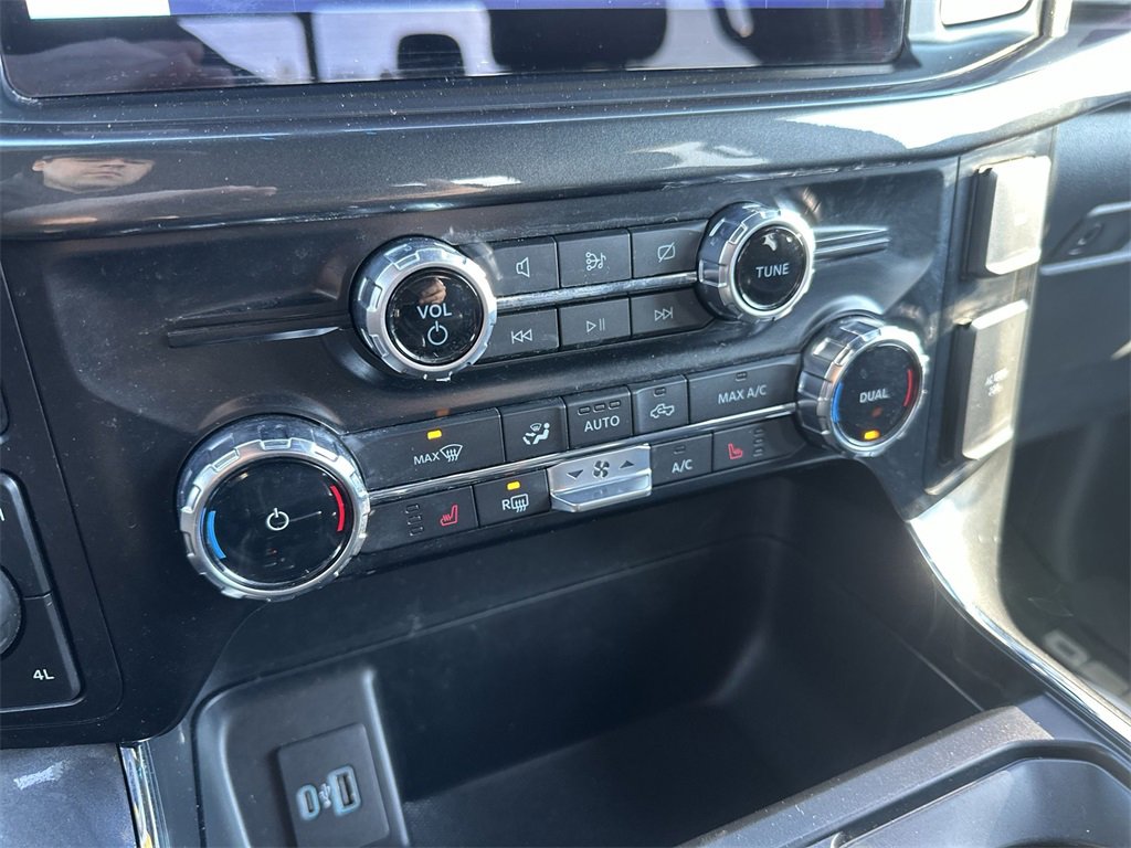 Used 2022 Ford F150 XLT w/ Equipment Group 302A High image 9