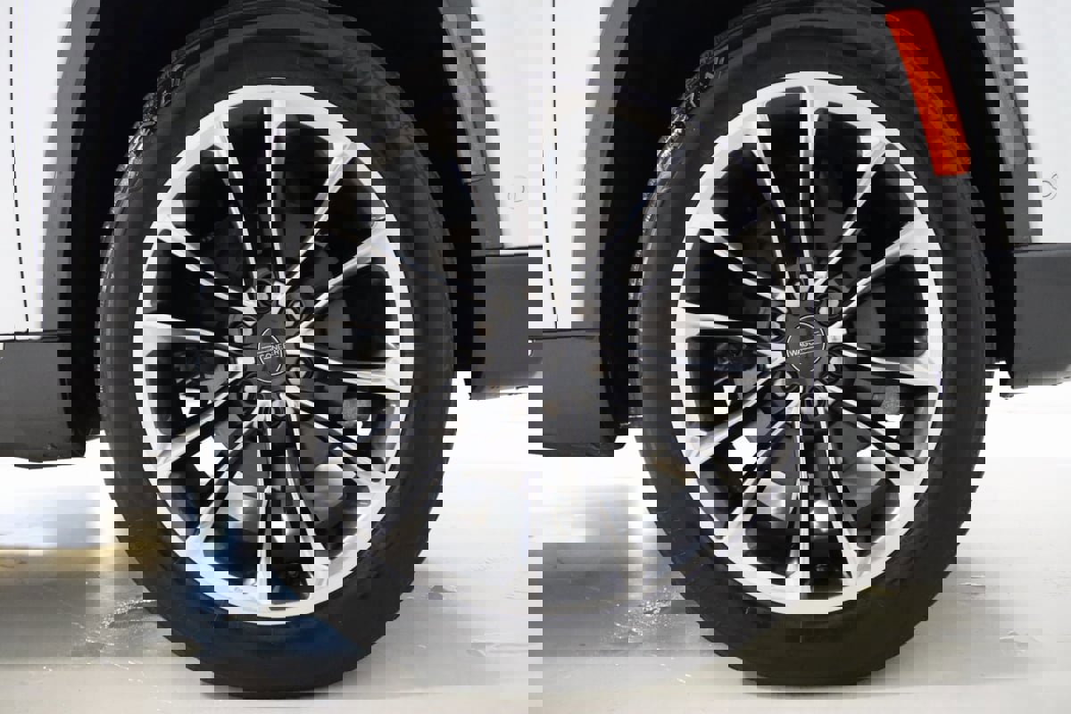 Used 2022 Jeep Wagoneer Series III w/ Premium Group I image 93