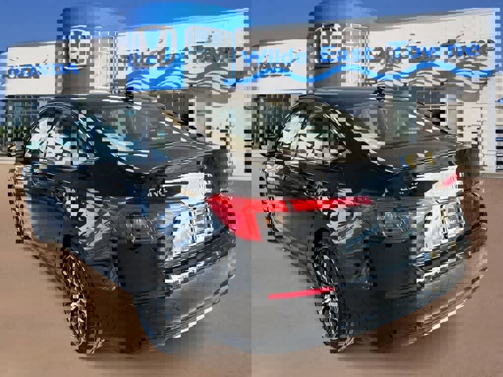 Certified 2024 Honda Civic Touring image 6