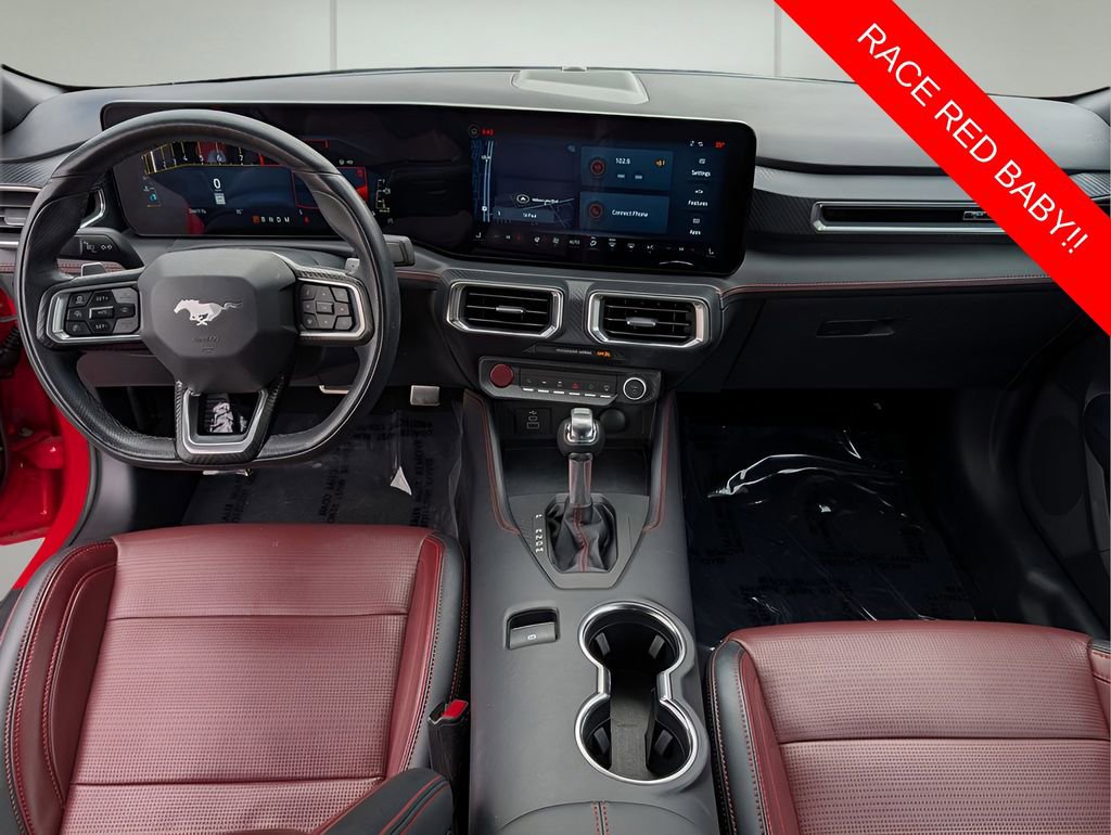 Used 2025 Ford Mustang GT Premium RWD image 13