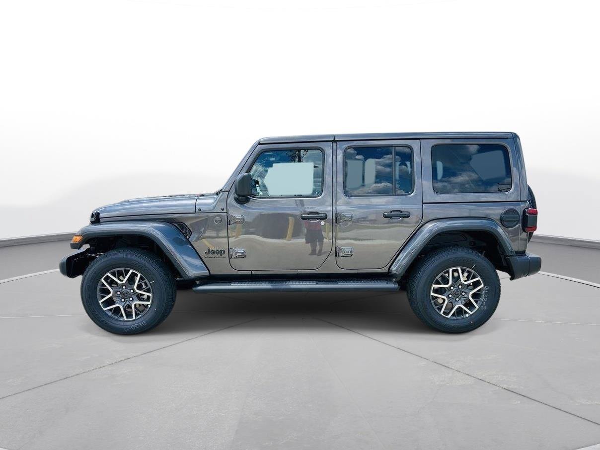 New 2025 Jeep Wrangler Unlimited Sahara AWD/4WD image 32