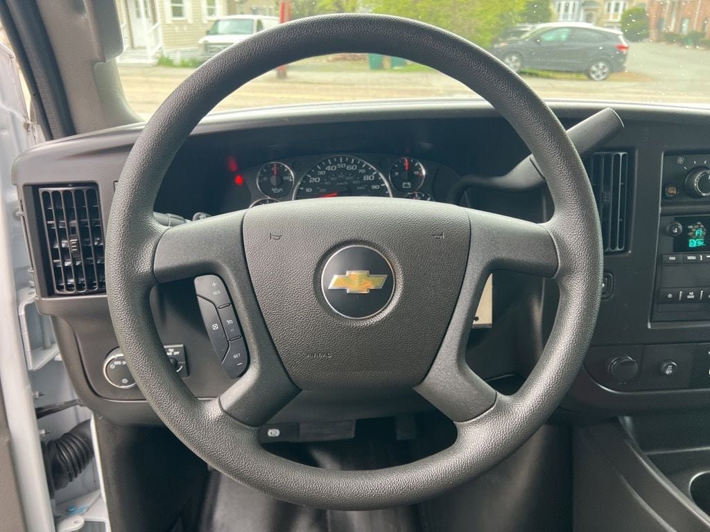 Used 2024 Chevrolet Express 2500 w/ Driver Convenience Package RWD image 16