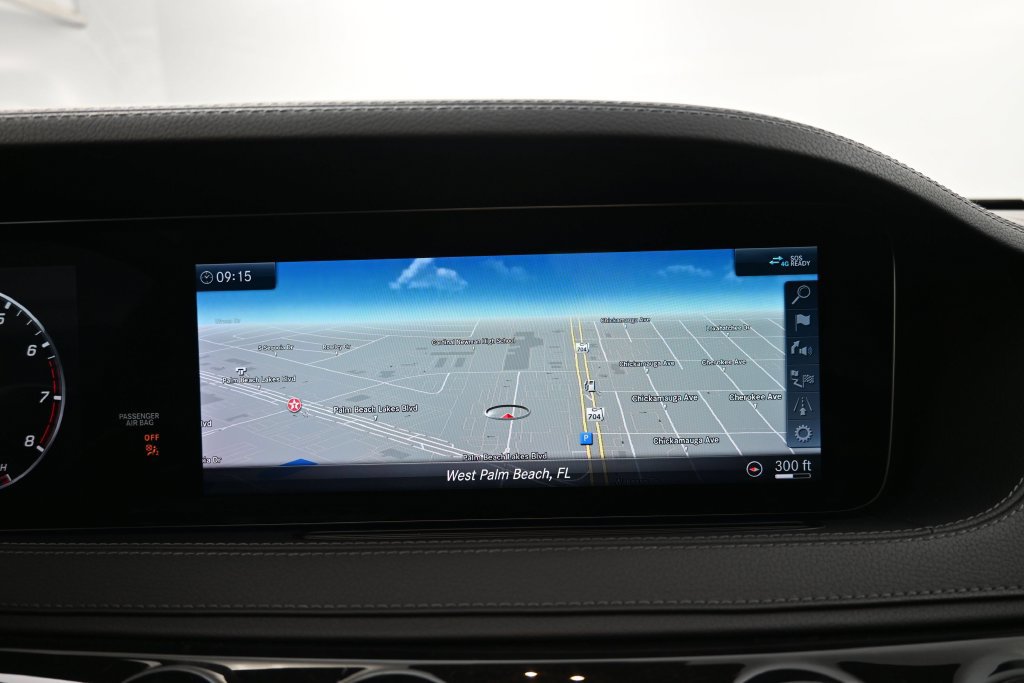 Used 2020 Mercedes-Benz S 450 Sedan image 21