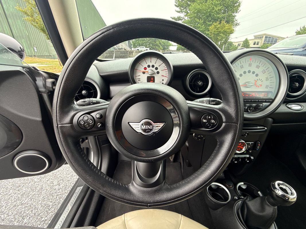 Used 2013 MINI Cooper S FWD image 18