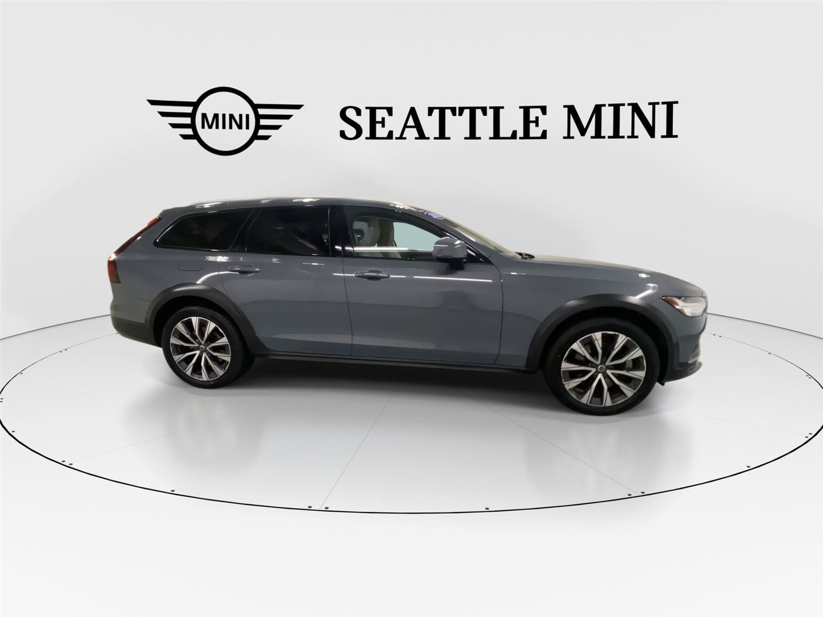 Used 2022 Volvo V90 B6 Cross Country w/ Advanced Package AWD/4WD image 13