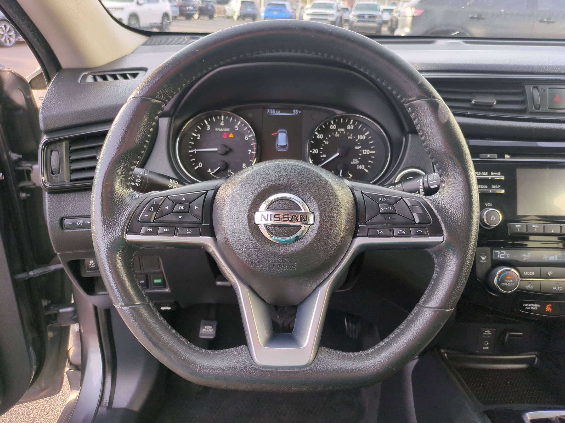 Used 2017 Nissan Rogue SV image 18
