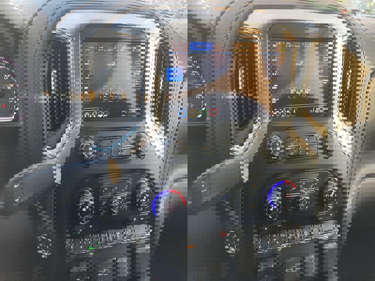 Used 2020 Chevrolet Silverado 1500 RST image 14