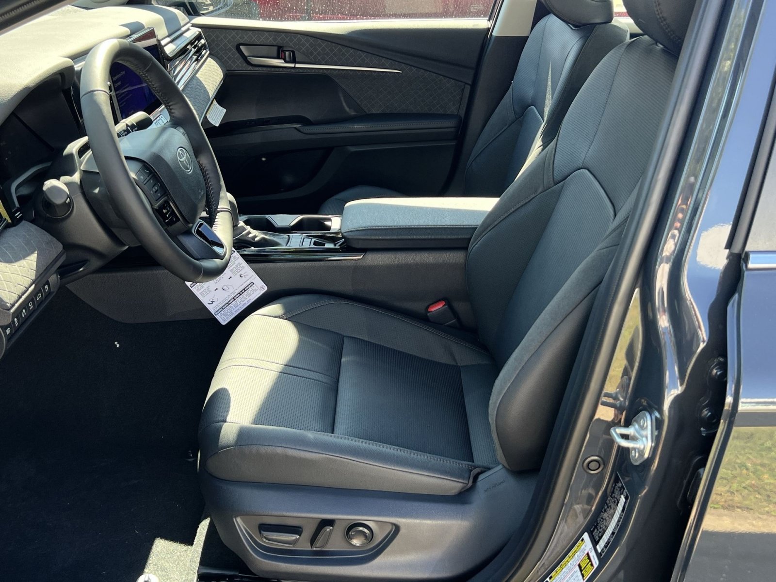 New 2026 Toyota Camry XLE AWD/4WD image 7