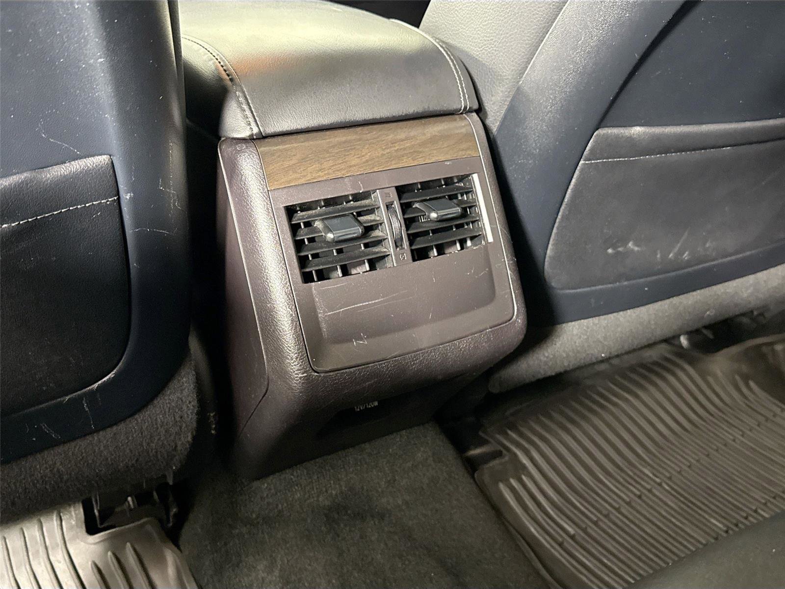 Used 2018 Toyota Avalon XLE Premium image 41