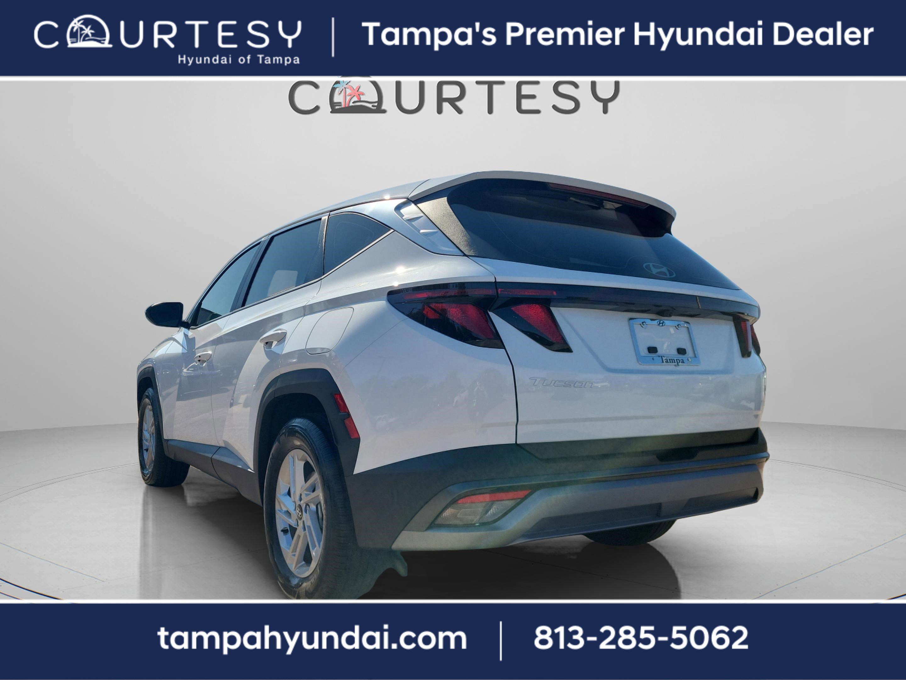 Certified 2026 Hyundai Tucson SE image 2