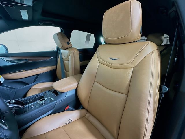 New 2026 Cadillac XT5 Premium Luxury w/ Driver Assist Package image 13
