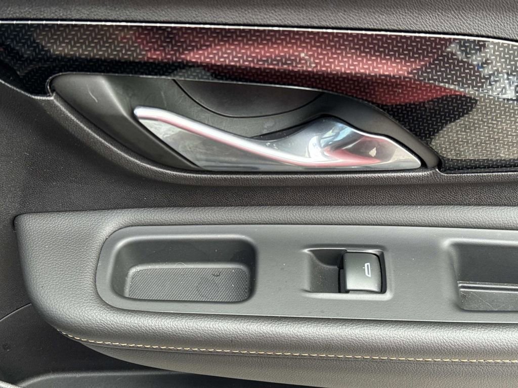 Used 2024 GMC Terrain AT4 w/ Infotainment Package II image 15