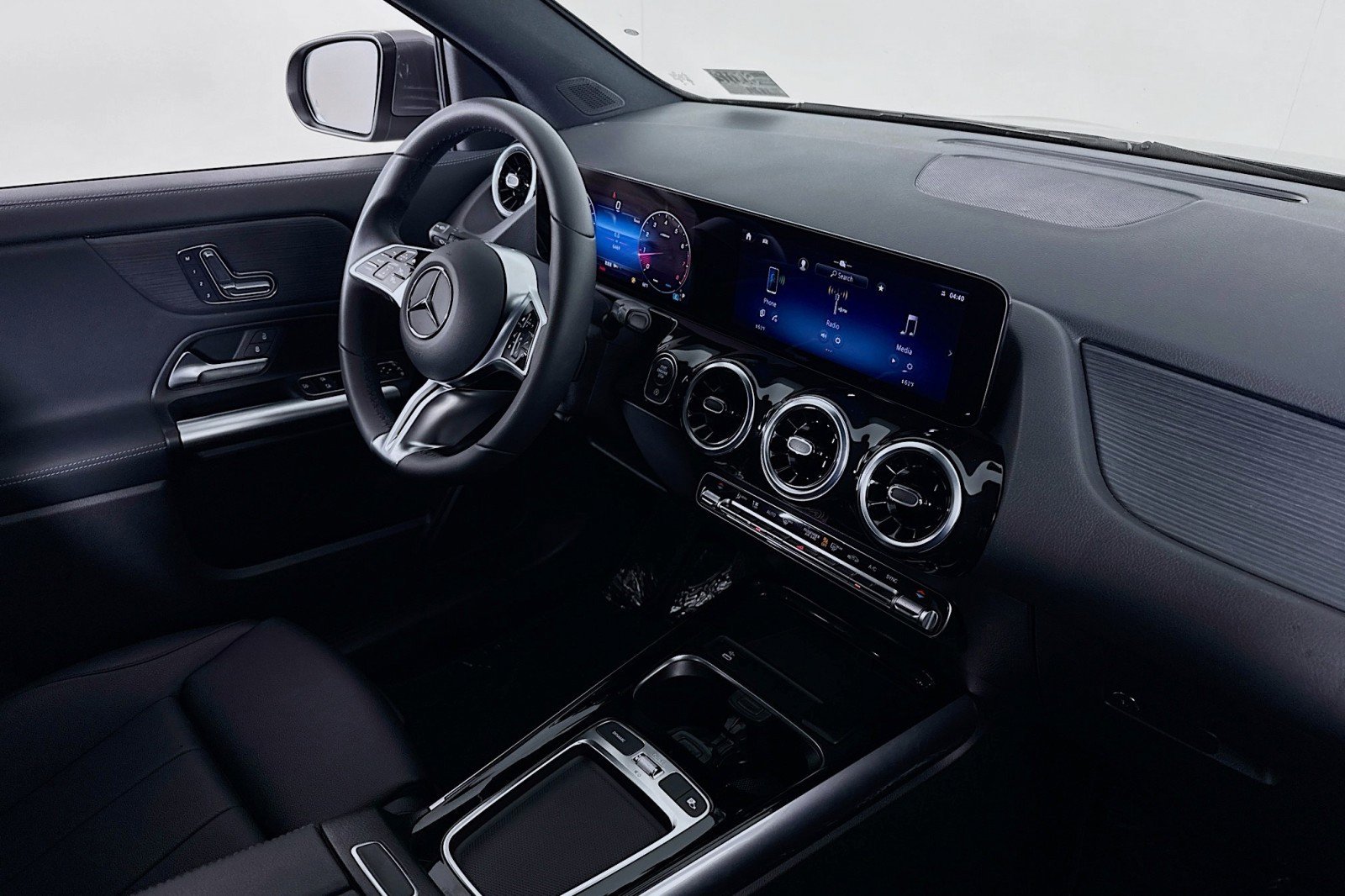 Certified 2026 Mercedes-Benz GLA 250 image 16