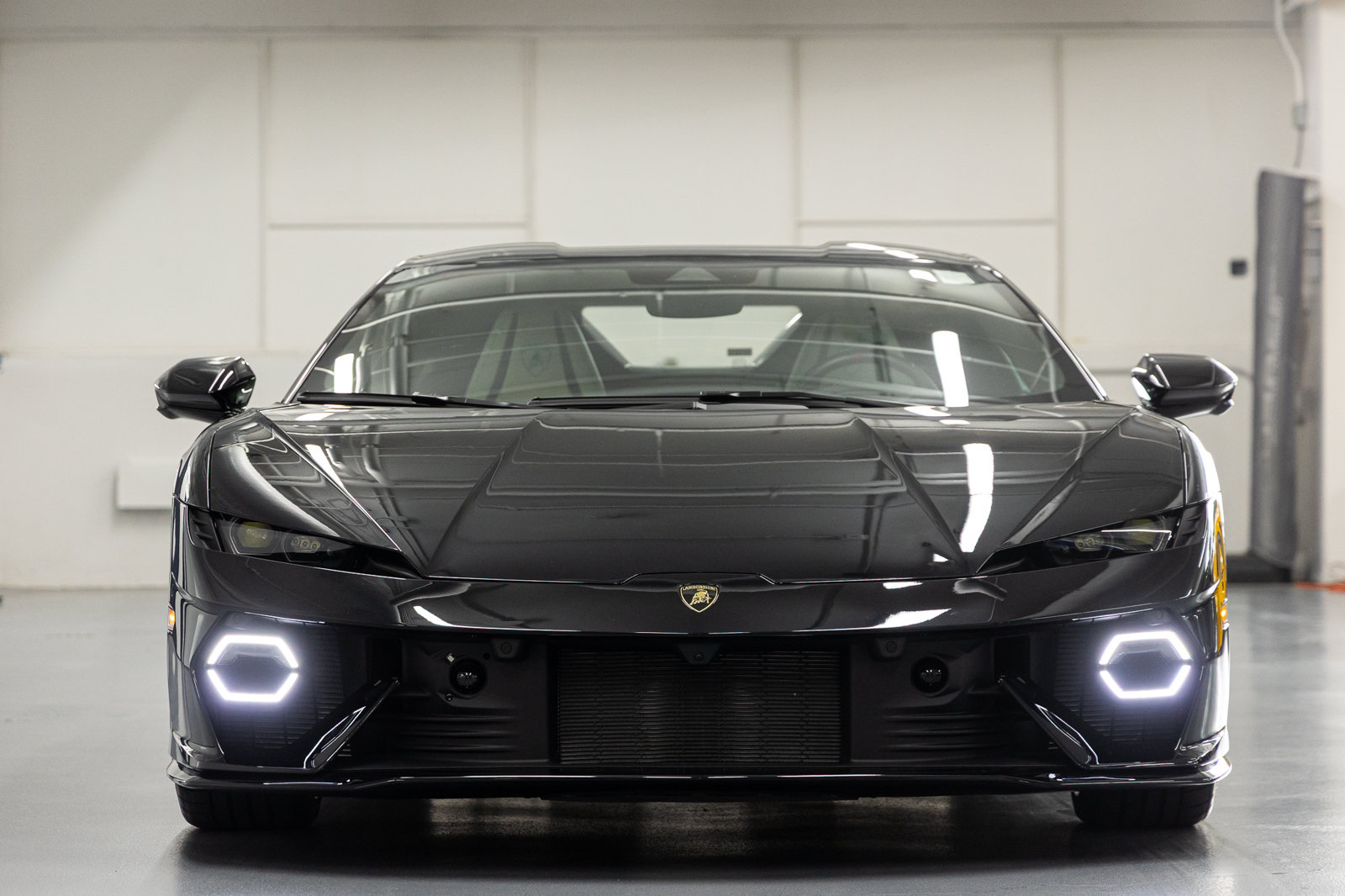 Used 2026 Lamborghini Temerario AWD/4WD image 9