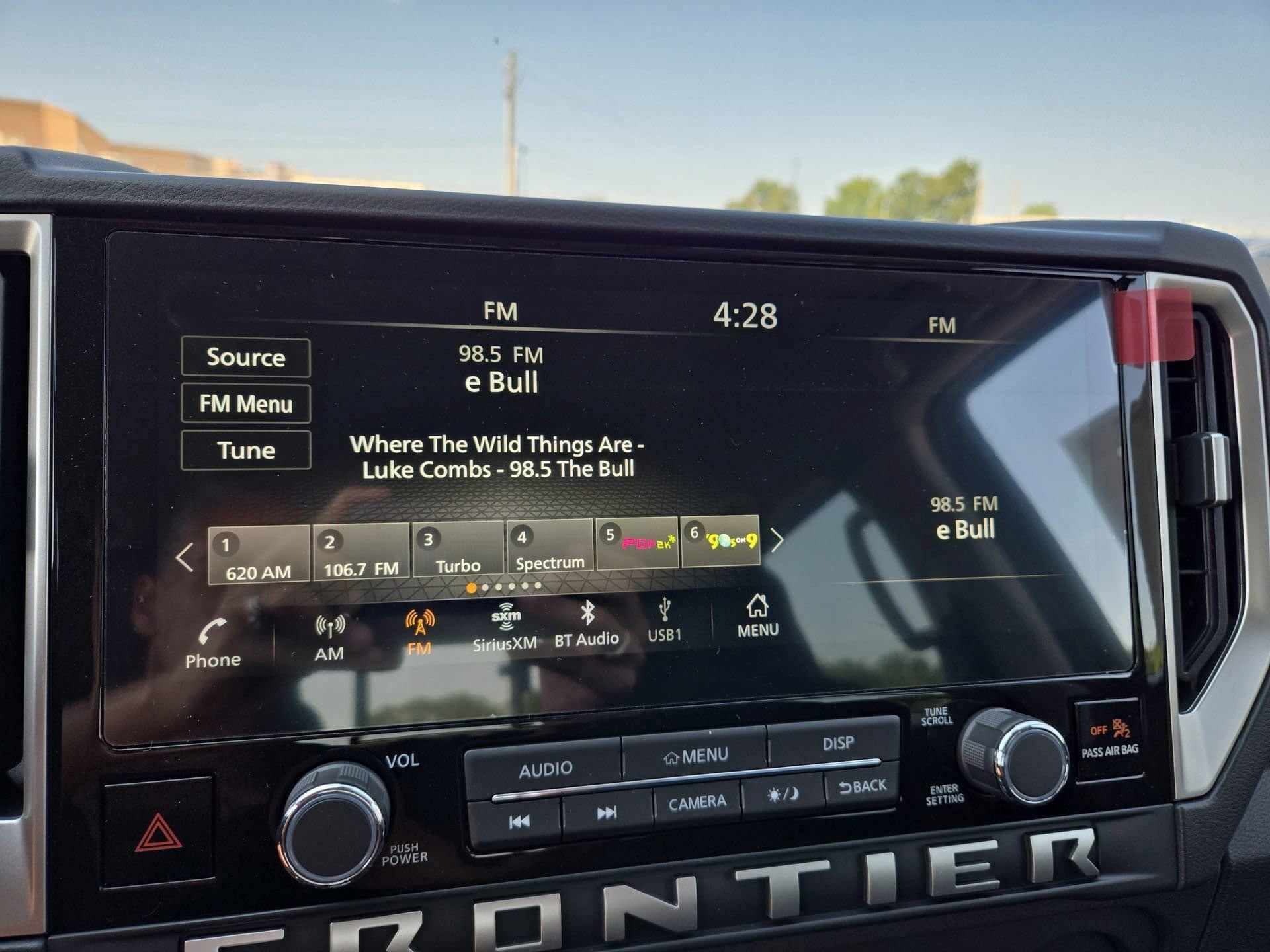 New 2025 Nissan Frontier SV AWD/4WD image 21