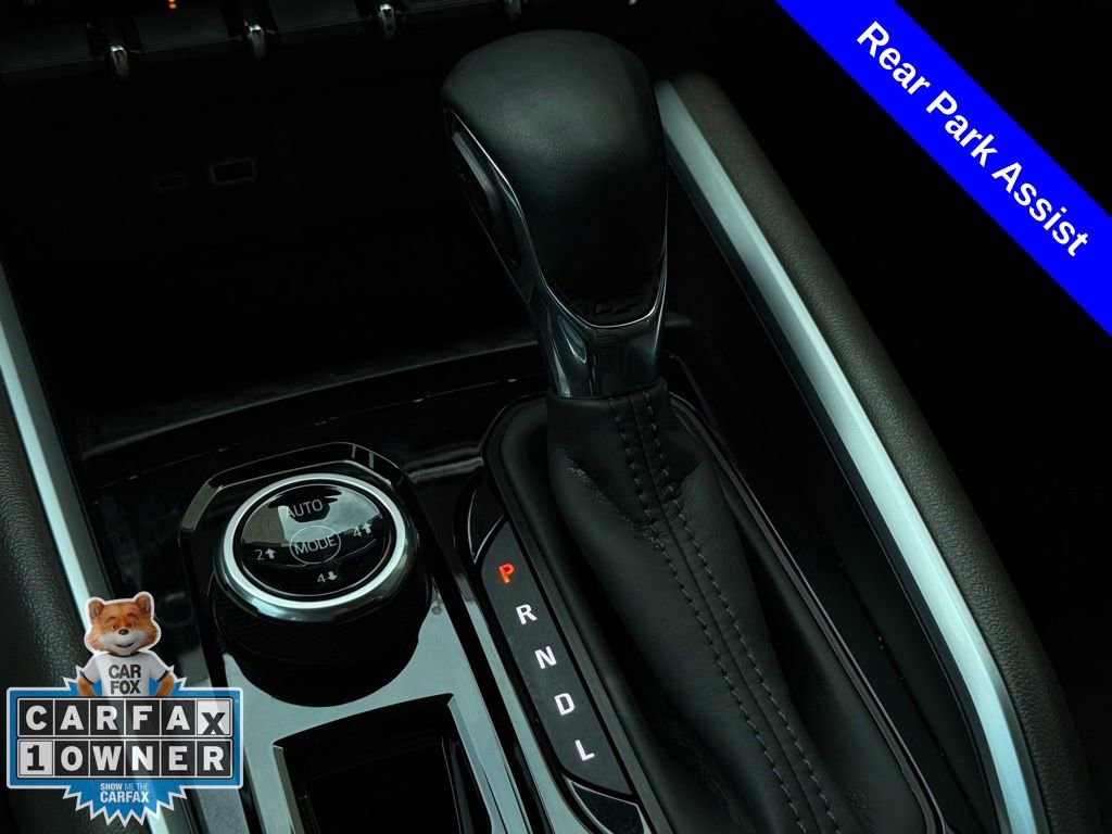 Used 2024 Chevrolet Colorado ZR2 w/ Technology Package image 16