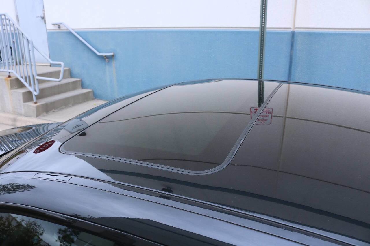 Used 2011 BMW 335is 335is 2dr Coupe image 9