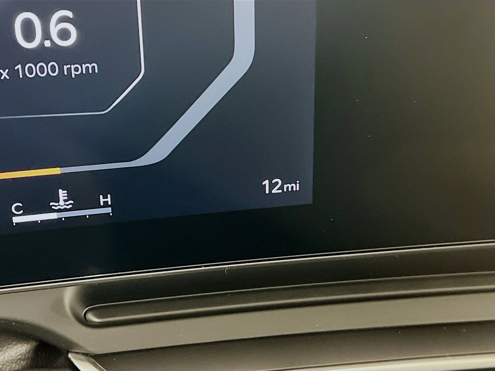 New 2025 Kia Carnival SX FWD image 18