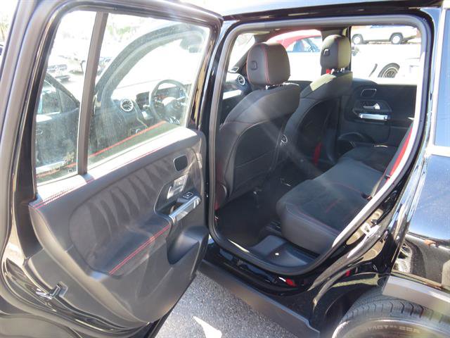Used 2025 Mercedes-Benz GLB 35 AMG 4MATIC image 22