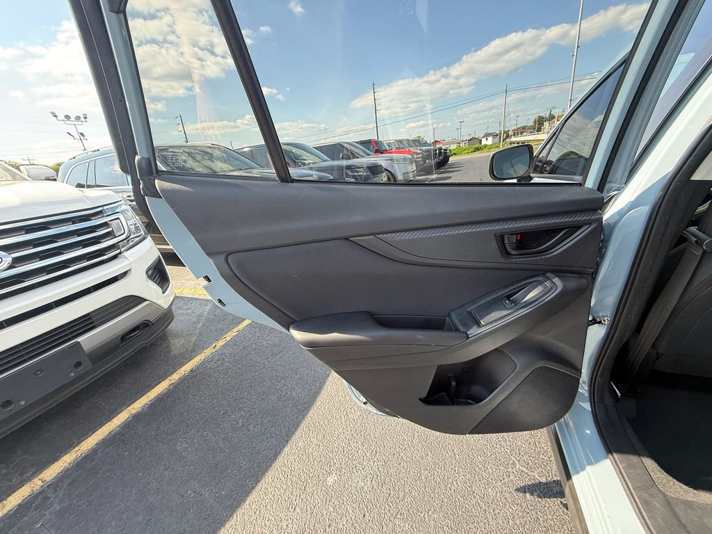 Used 2023 Subaru Crosstrek 2.0i Premium AWD/4WD image 18